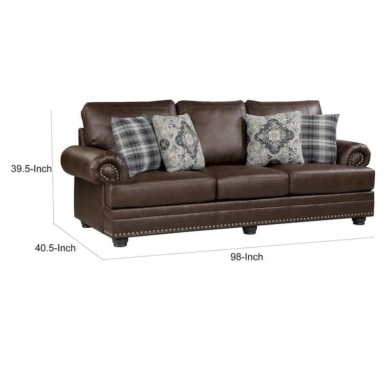 Canapé 3 places de 98", revêtement en microfibre marron riche, garniture cloutée, 4 coussins, pieds en bois massif