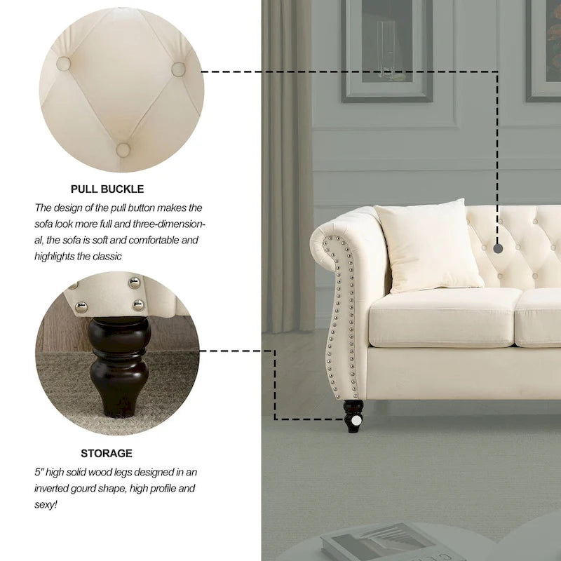 Canapé 3 places Chesterfield en velours beige, accoudoirs arrondis, garniture cloutée, structure en bois